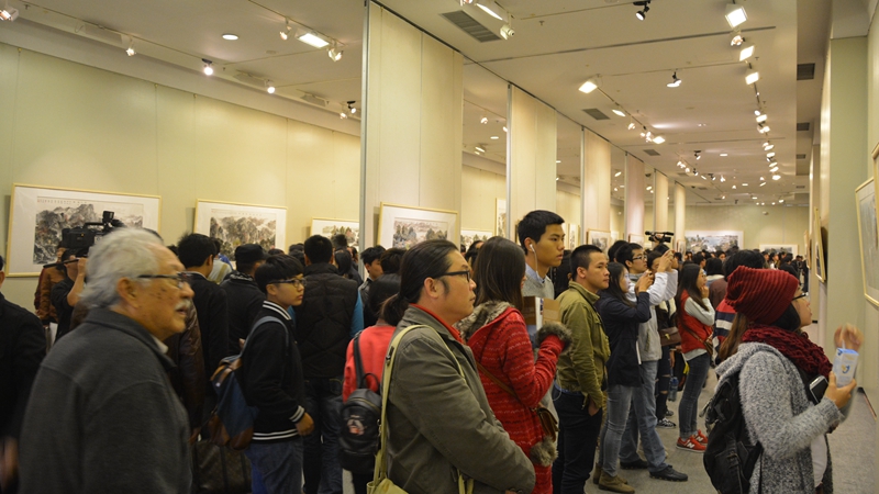 阮江华山水画作品展在省博物馆开展